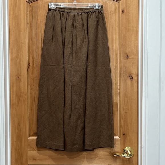 Cynthia Howie for Maggie boutique two piece linen skirt set - Picture 5 of 5